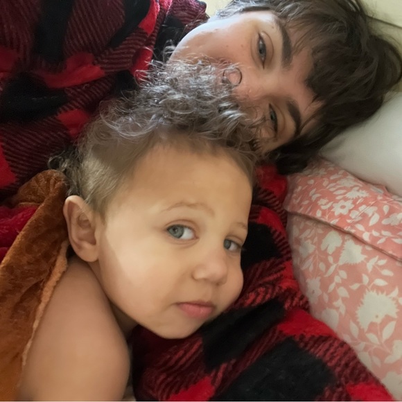 More about me (Look who’s Poshin’) - Picture 3 of 8